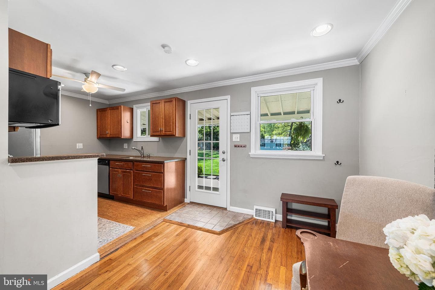 6 Diane Drive photo 9