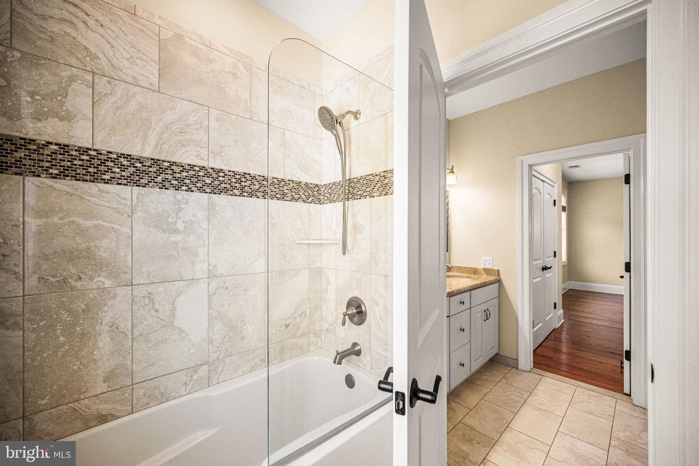 26 Colonial Drive photo 43