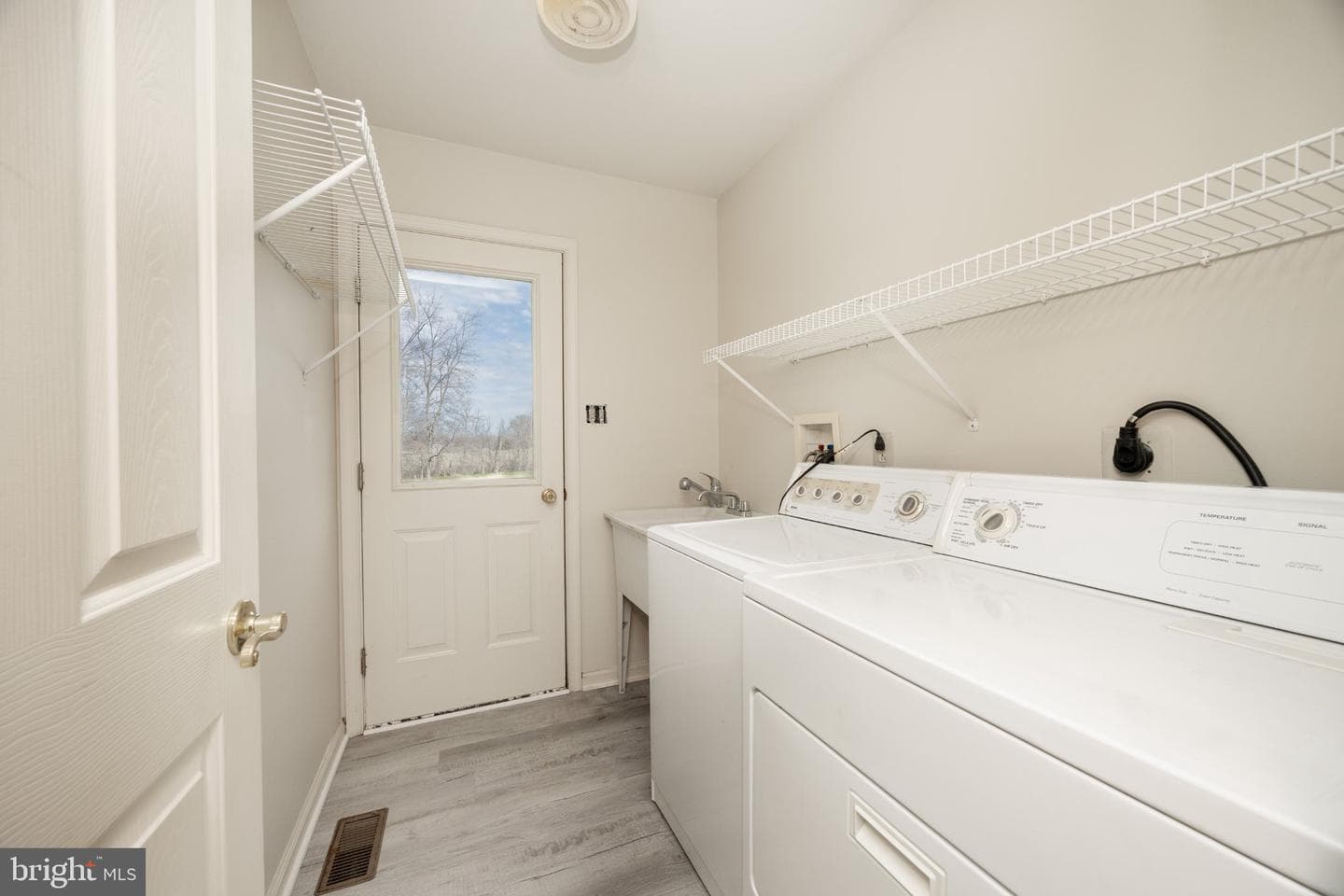 381 Brianna Circle photo 14