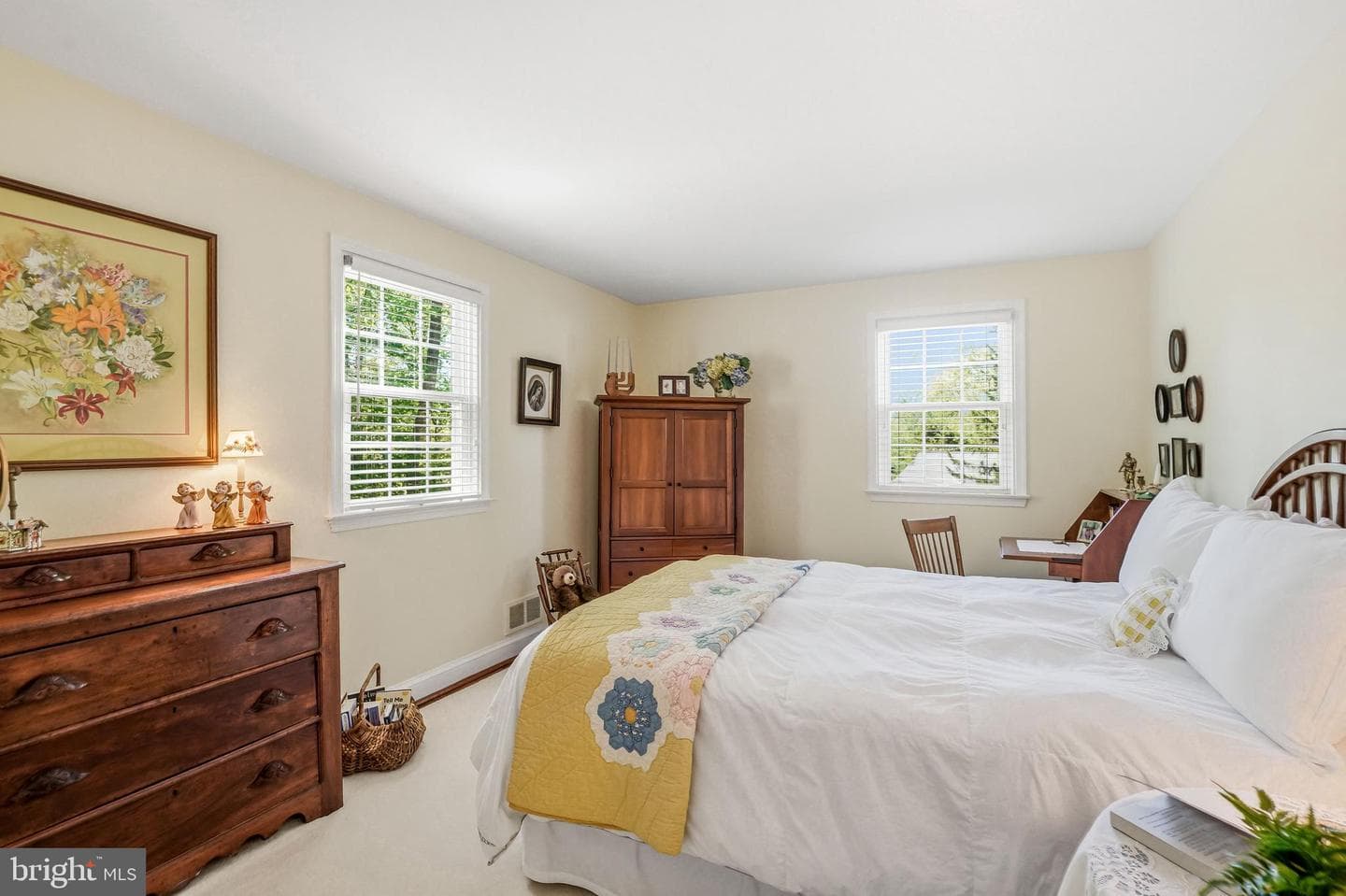388 Castlewood Drive photo 38