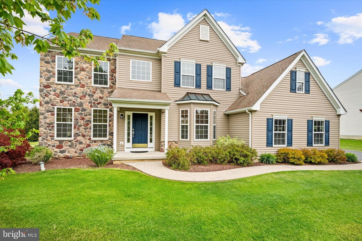 17 Allsmeer Drive photo 13