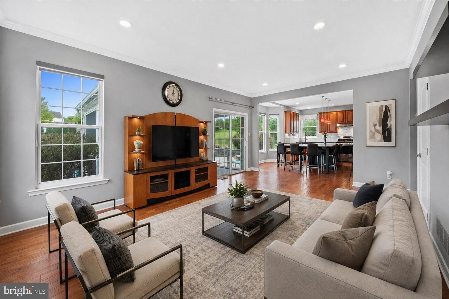 17 Allsmeer Drive photo 22