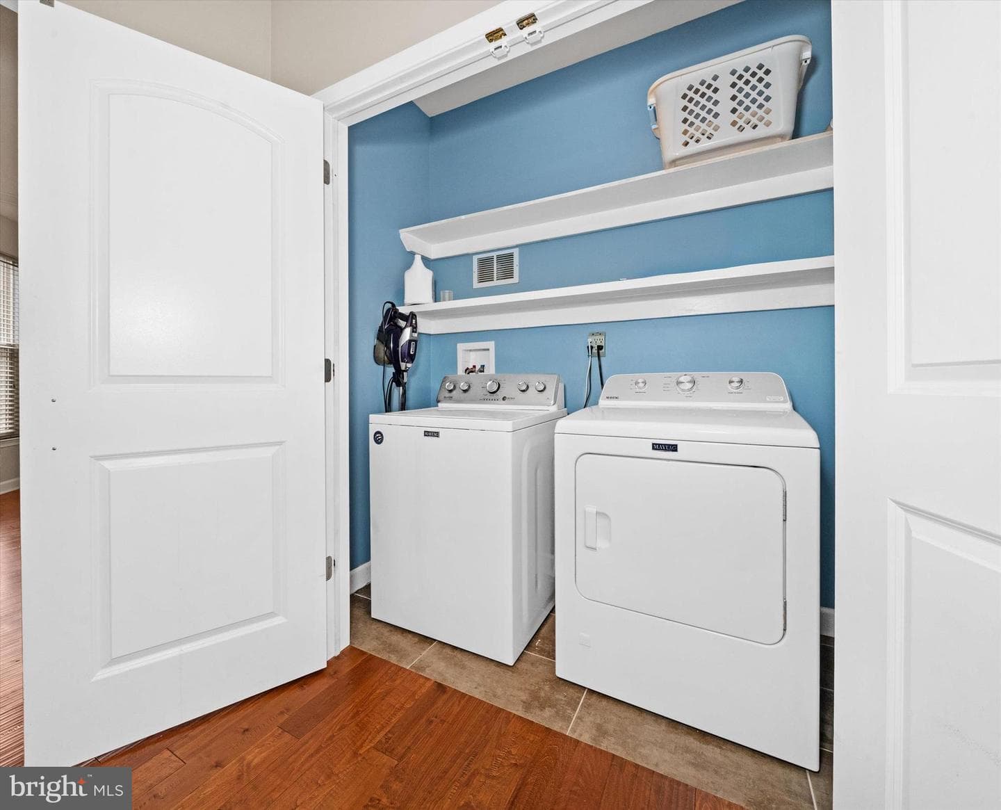17 Allsmeer Drive photo 61
