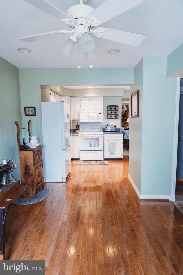 151 Walnut Street photo 10