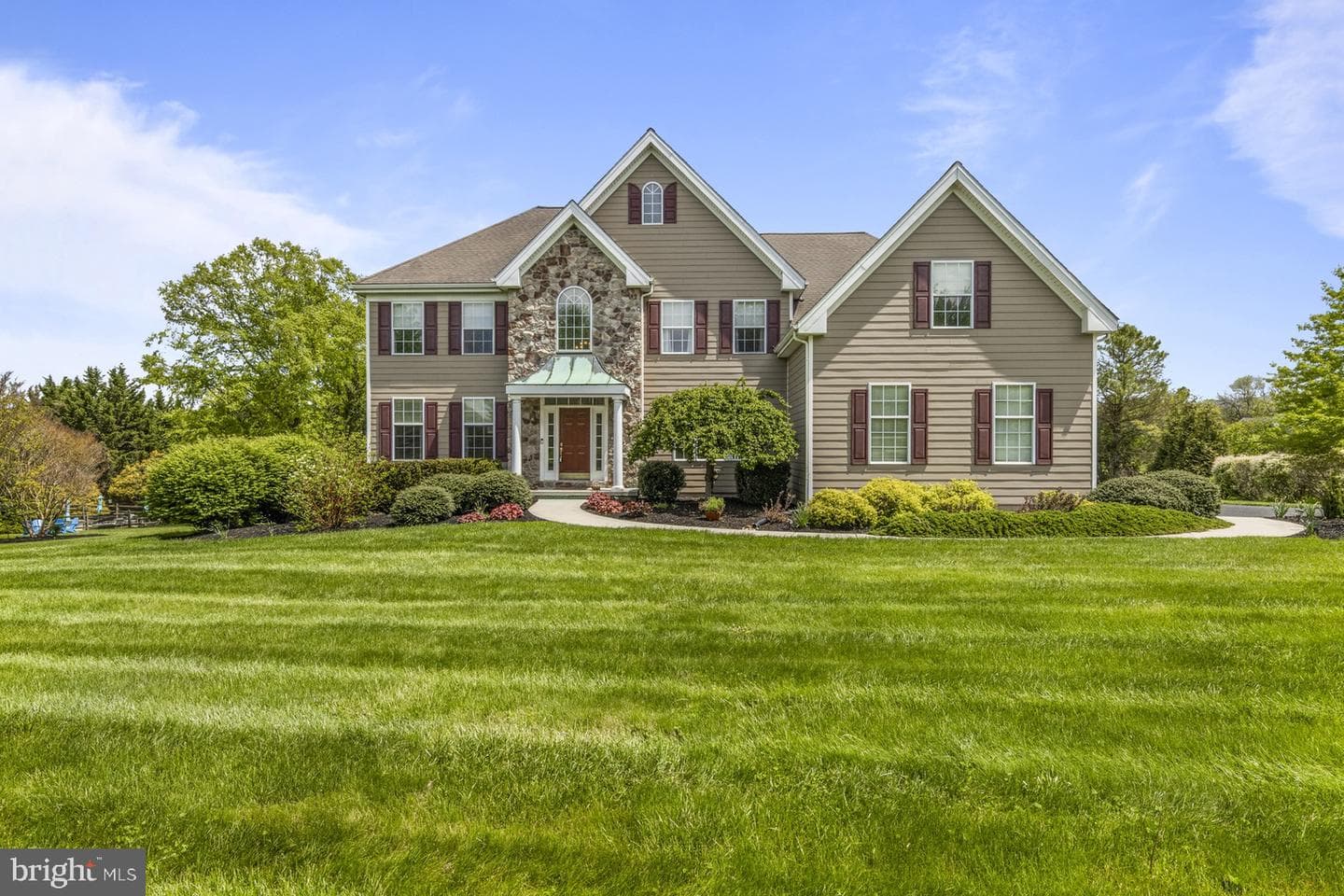507 Kelleher Drive photo 2