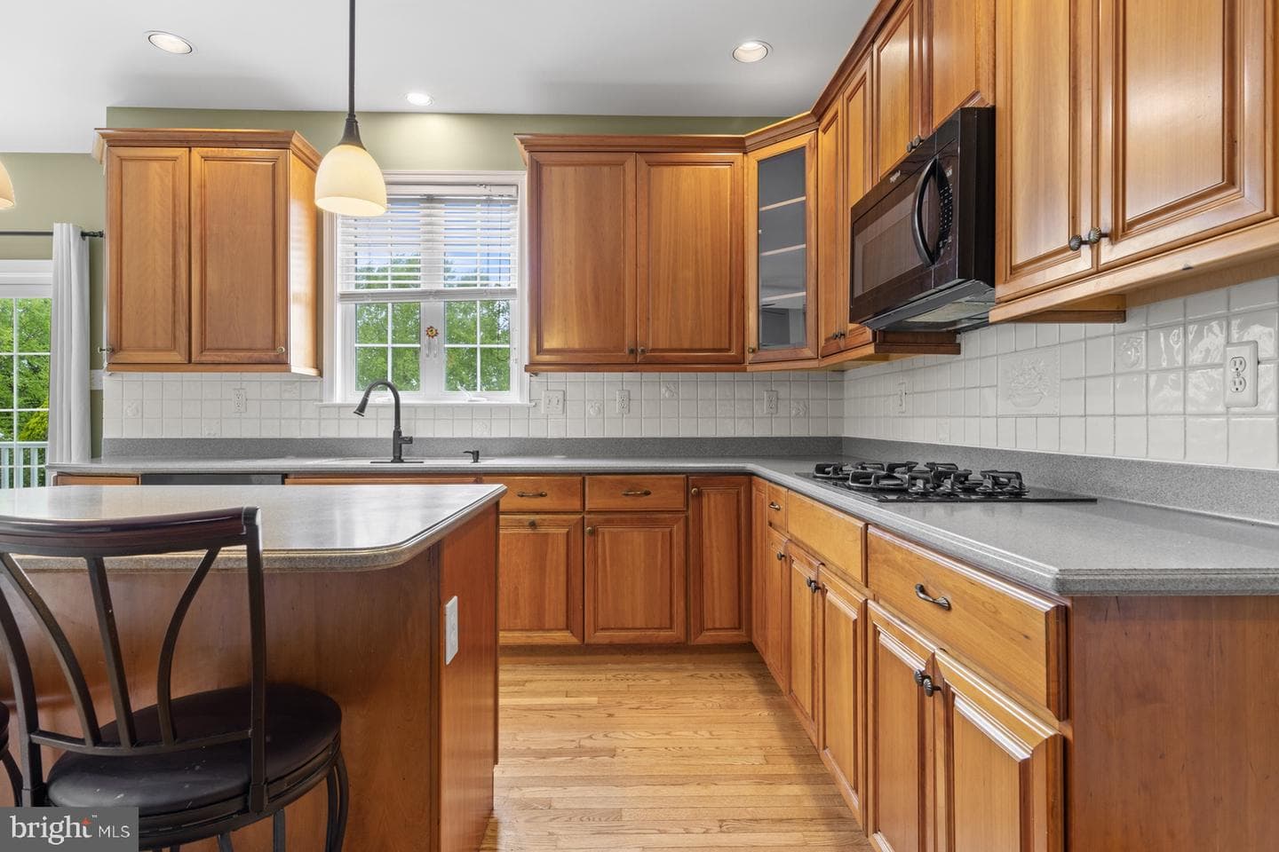 507 Kelleher Drive photo 32