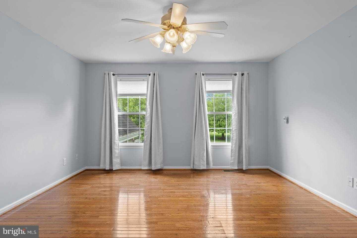 507 Kelleher Drive photo 42