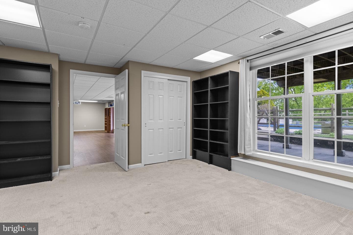 507 Kelleher Drive photo 55