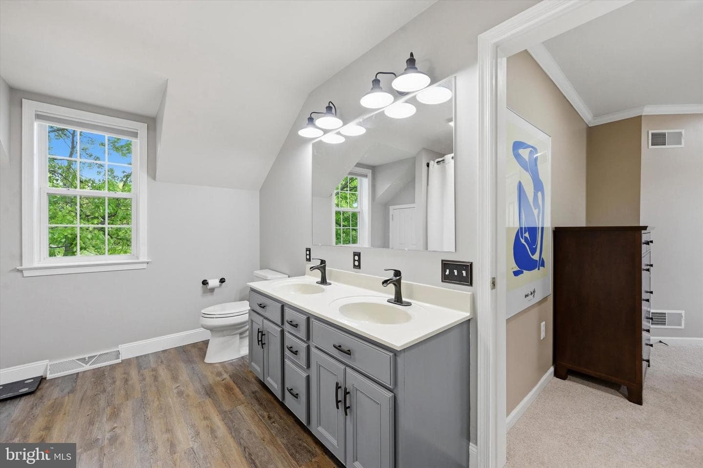 103 Marthas Way photo 27