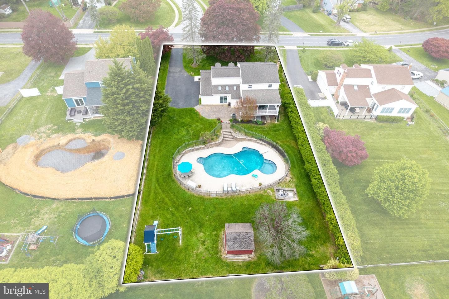 380 Devon Drive photo 32