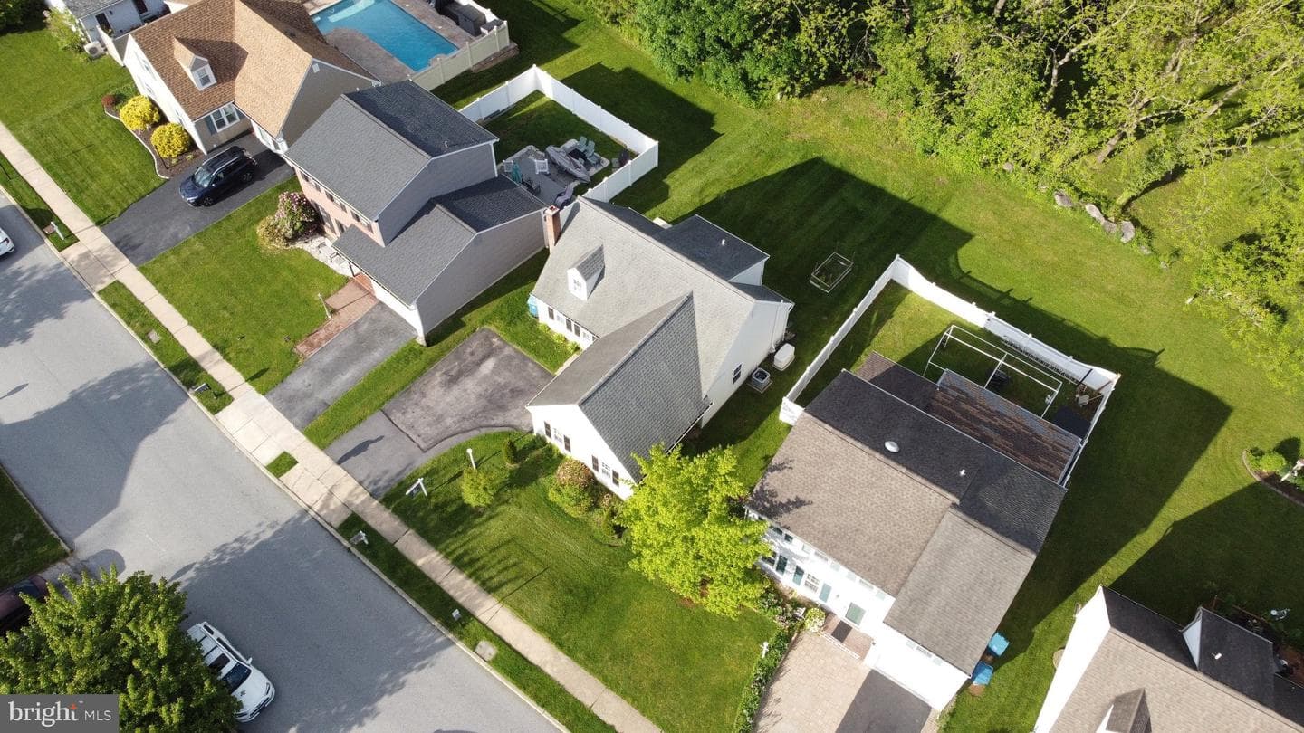 192 Plaza Drive photo 31
