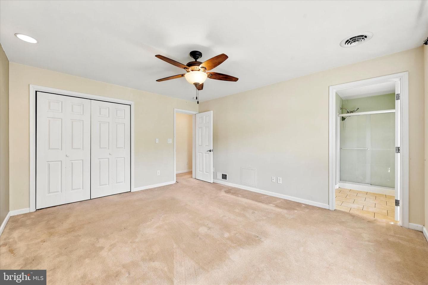 3815 Hazelwood Avenue photo 14
