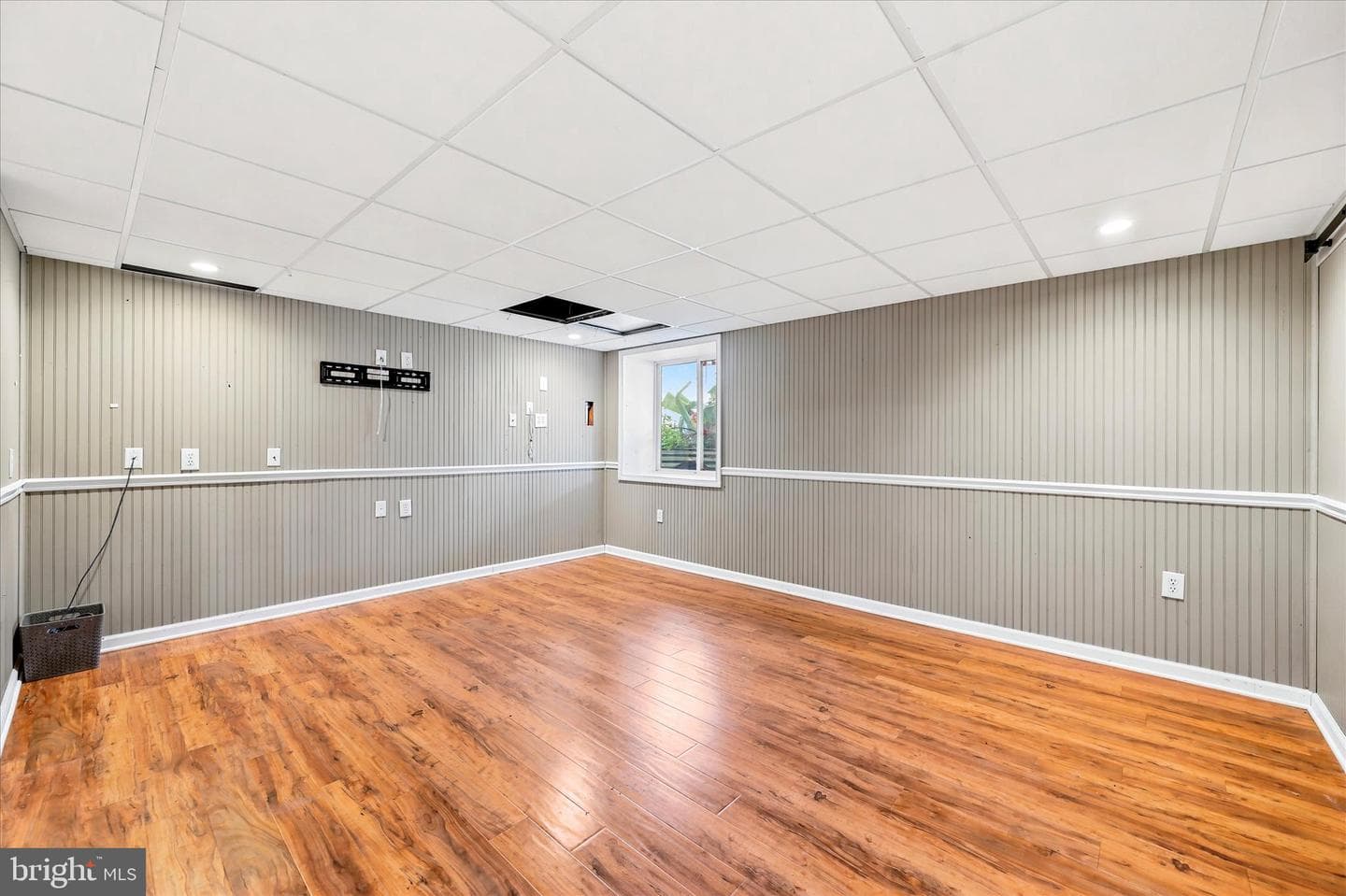 3815 Hazelwood Avenue photo 21