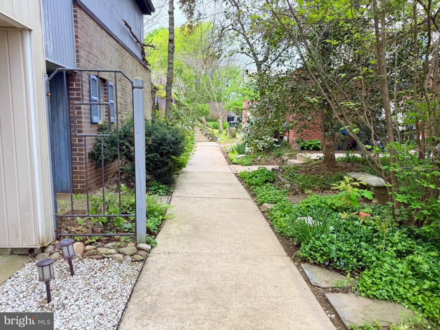 111 Argyll Court #12 photo 33