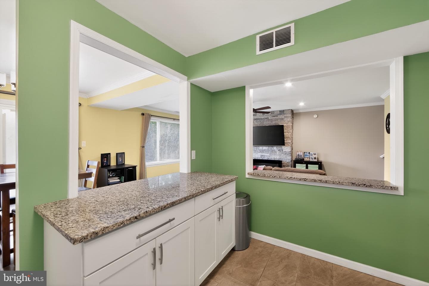 111 Argyll Court #12 photo 7