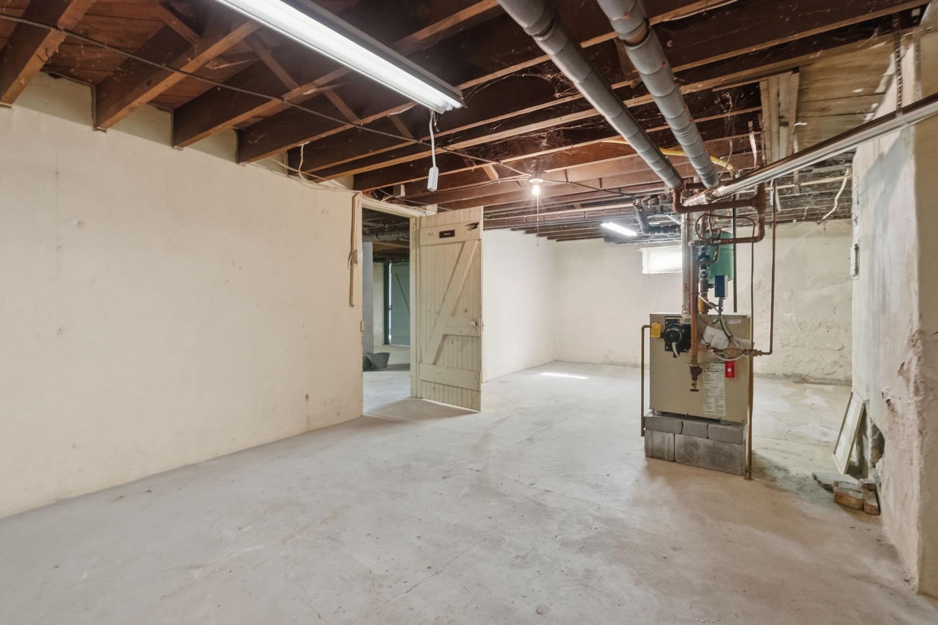 1325 S New Street photo 55
