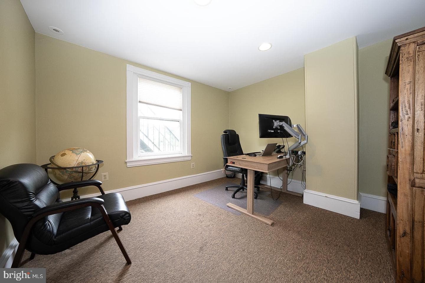 61 Cassatt Avenue photo 27