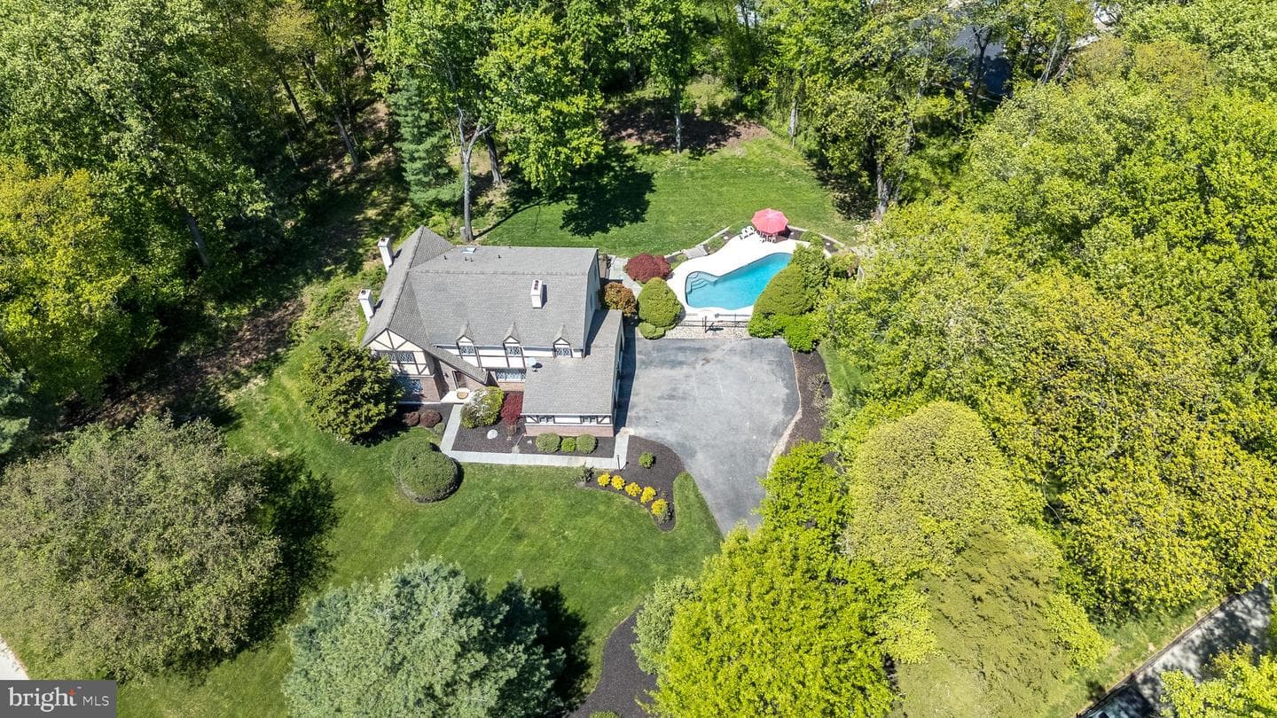 1 Joanna Drive photo 52