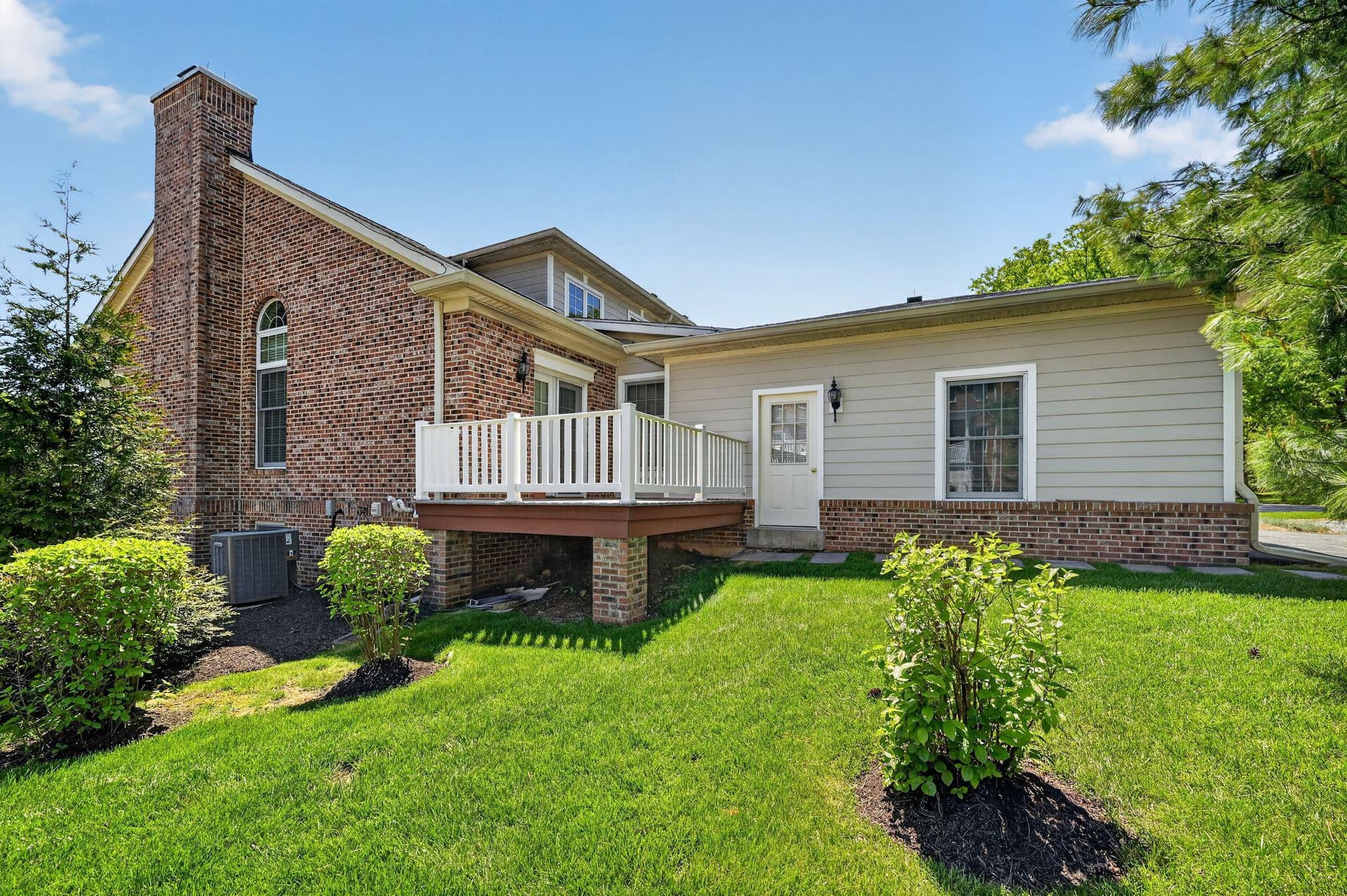 530 Gramercy Lane photo 3