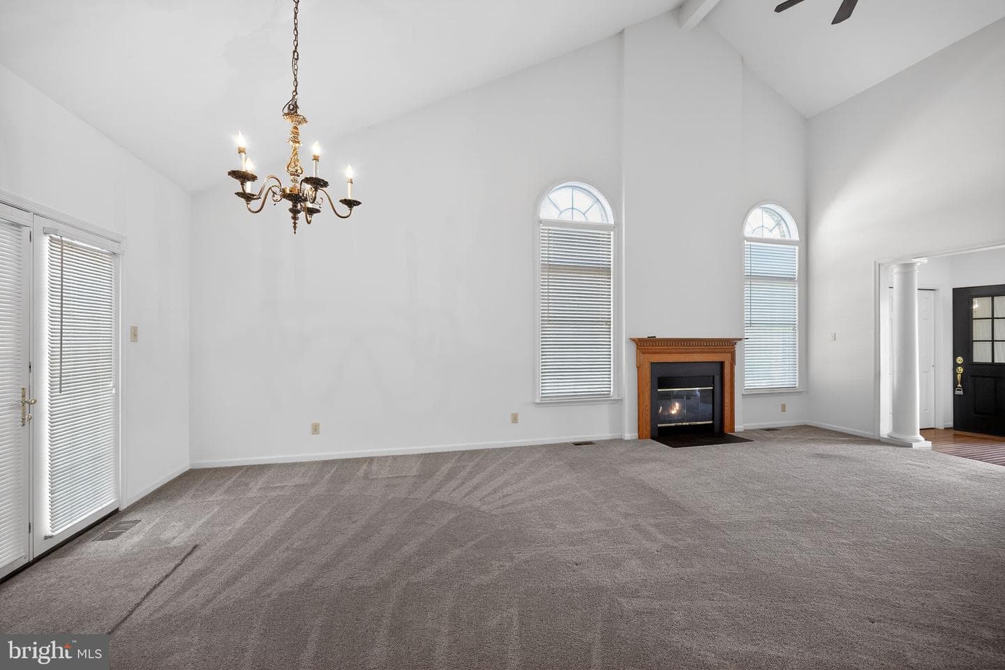 530 Gramercy Lane photo 6