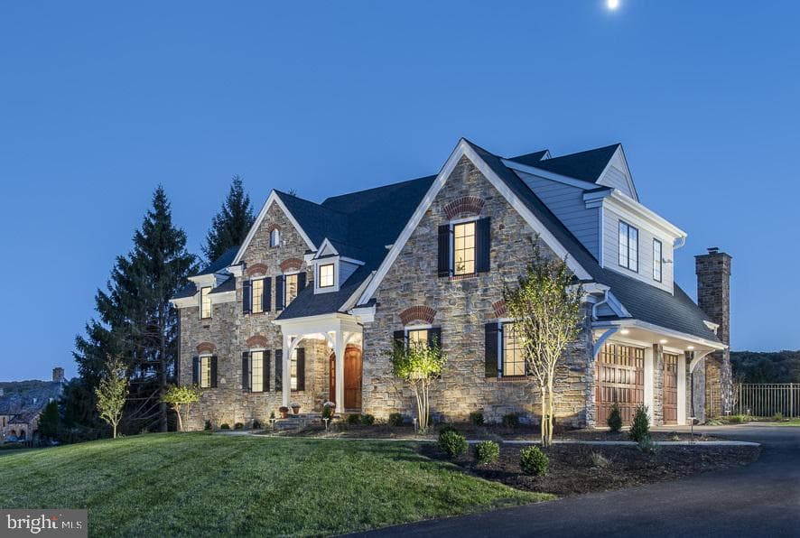 1346 Carolannes Way, West Chester