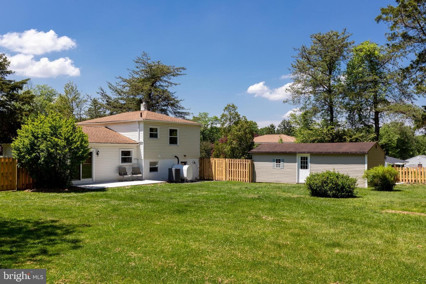 970 Kingsway Drive photo 46