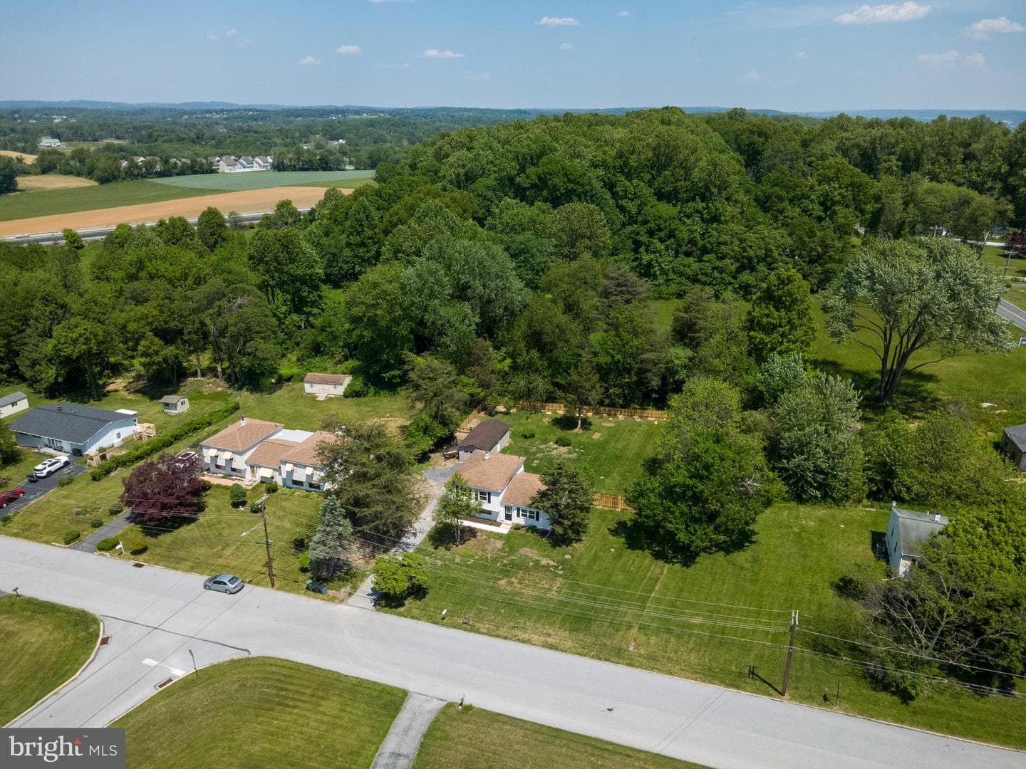 970 Kingsway Drive photo 54