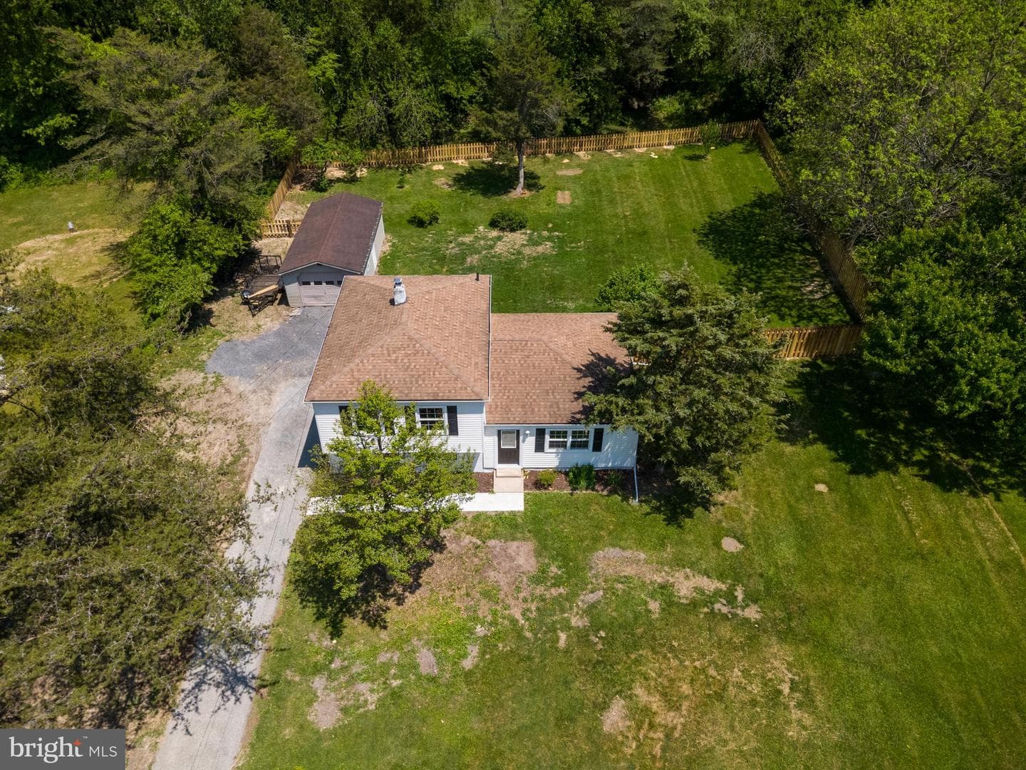 970 Kingsway Drive photo 57