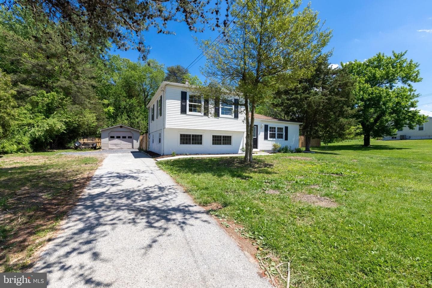970 Kingsway Drive photo 7