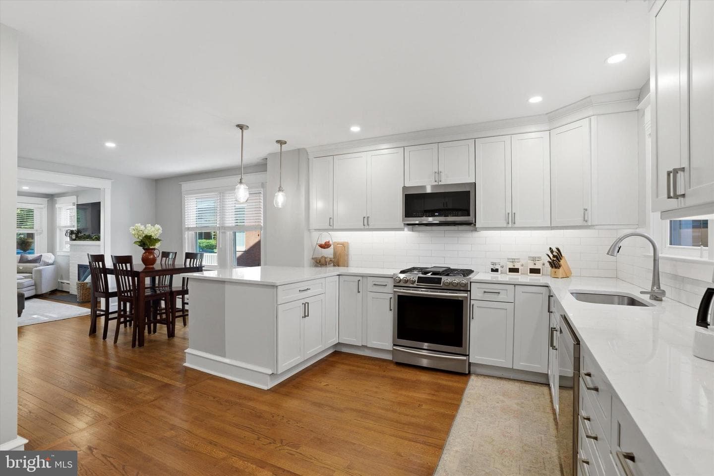 328 Dean Street photo 12