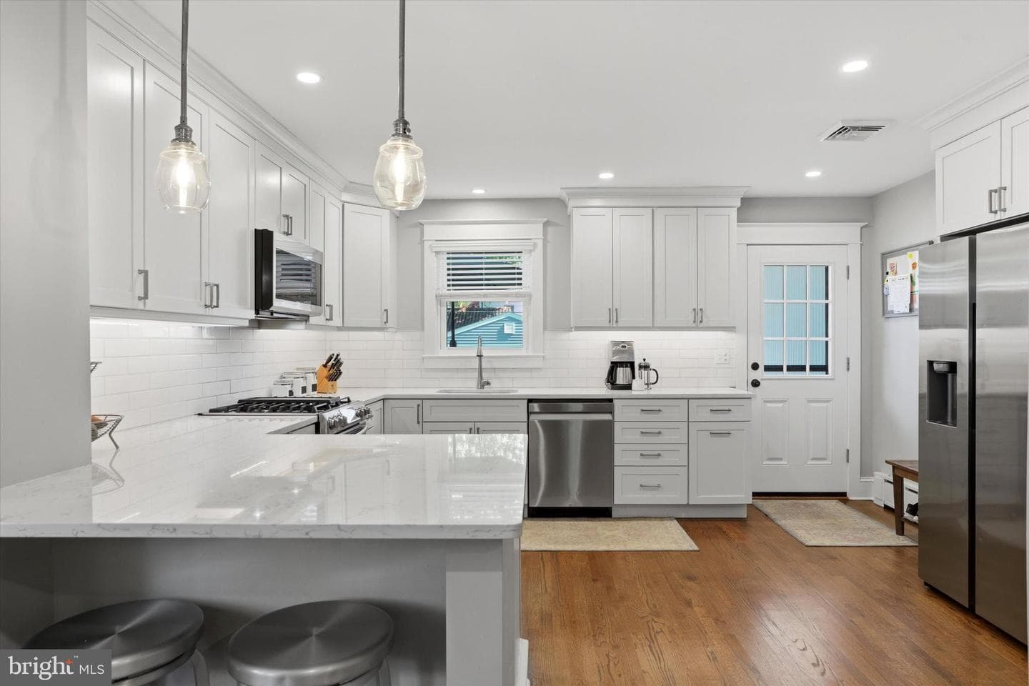 328 Dean Street photo 13