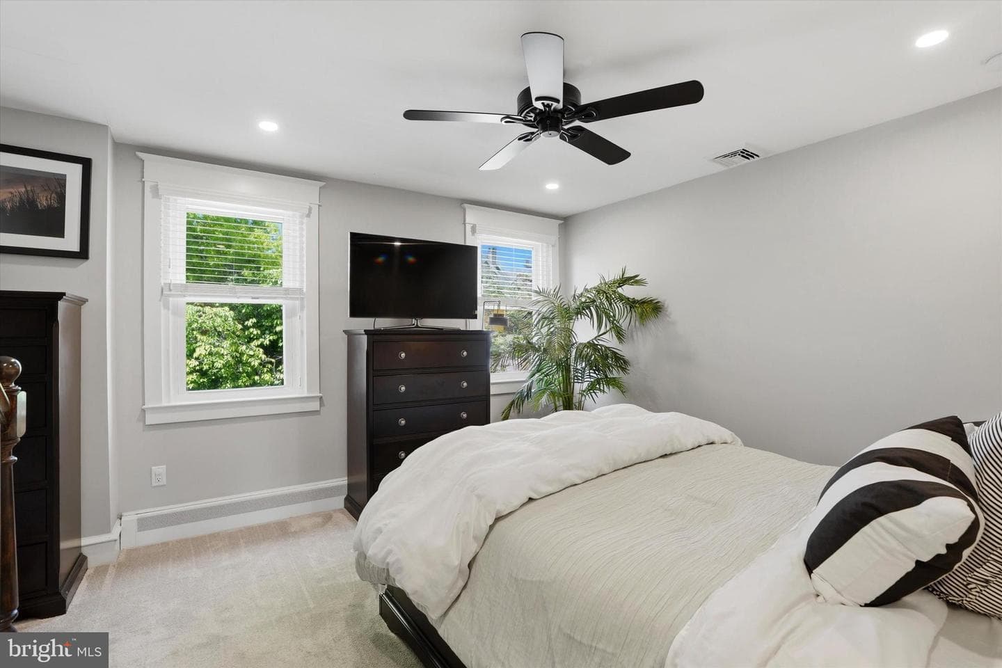 328 Dean Street photo 22