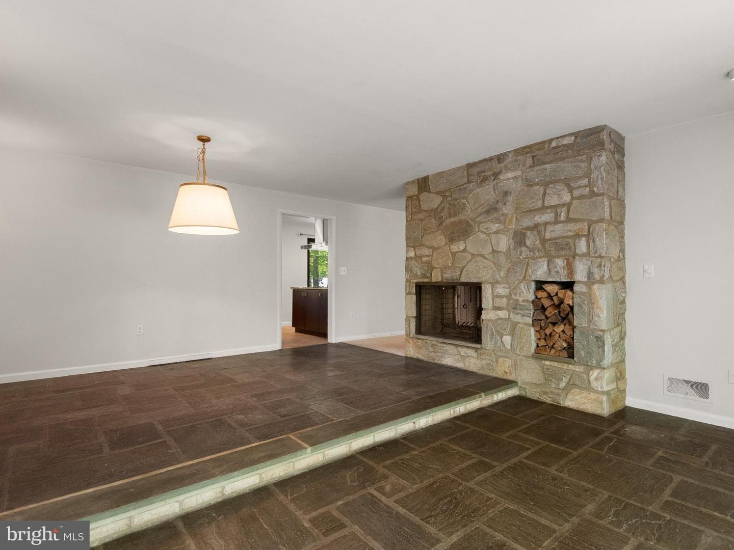 12 Woodland Circle photo 10