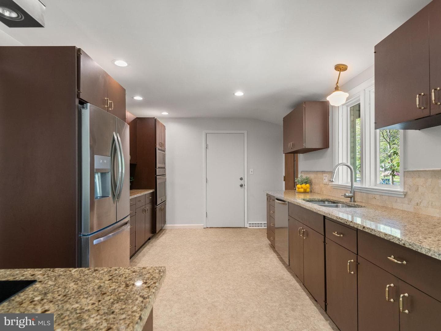 12 Woodland Circle photo 12