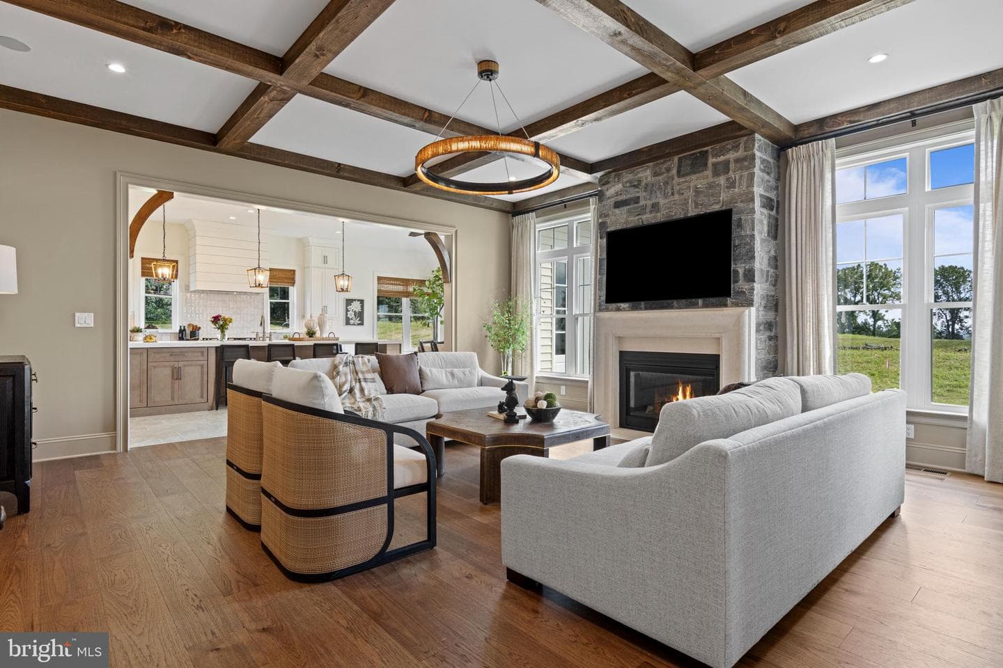 157 Lexington Manor photo 6