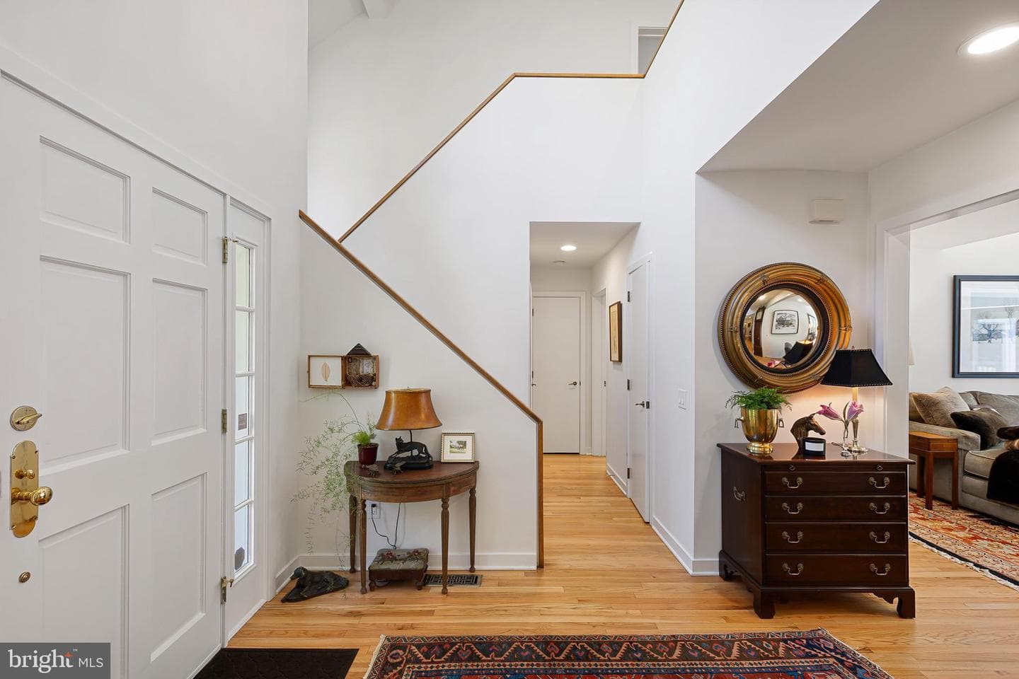 15 Orchard View photo 3