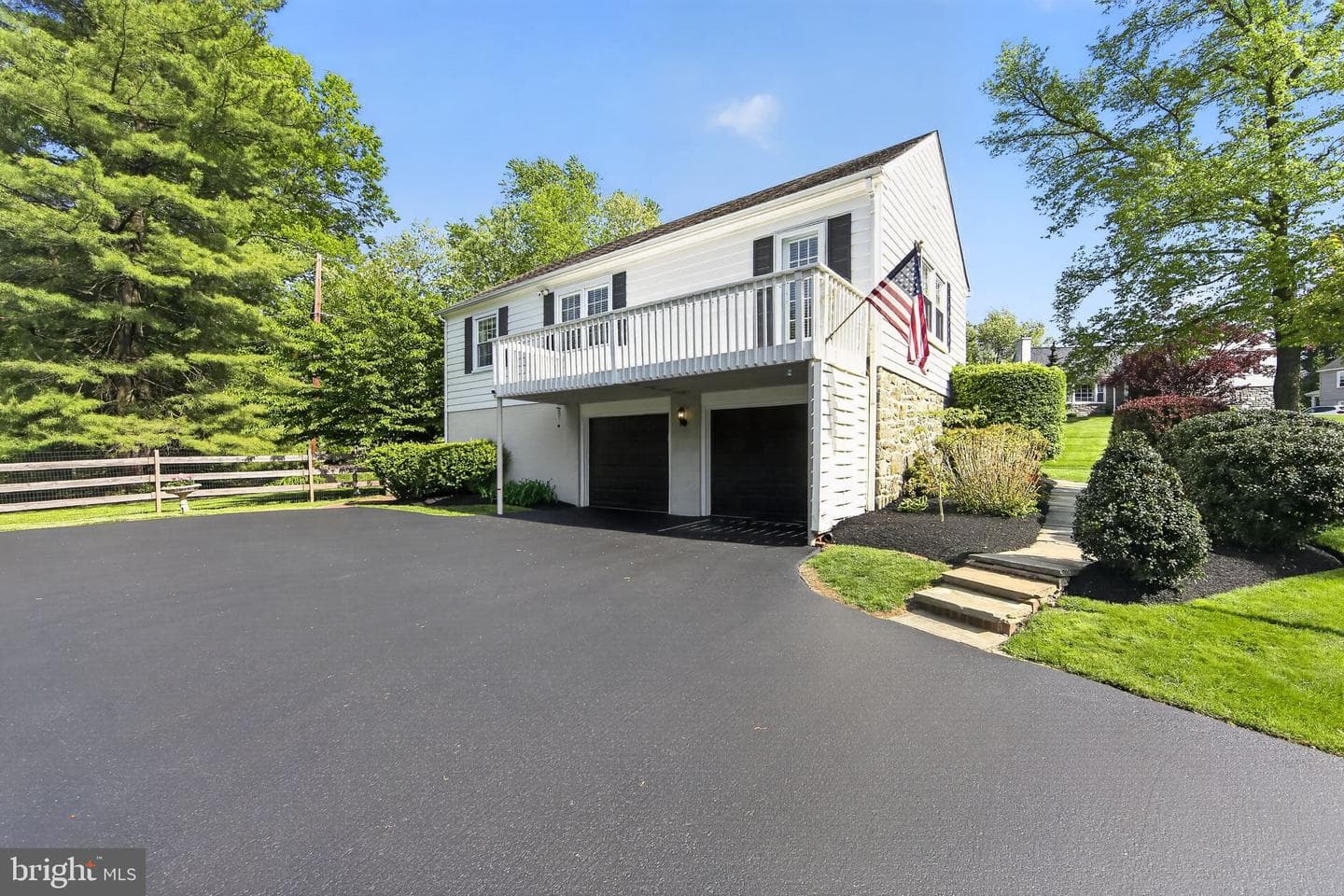 135 Clover Hill Lane photo 41