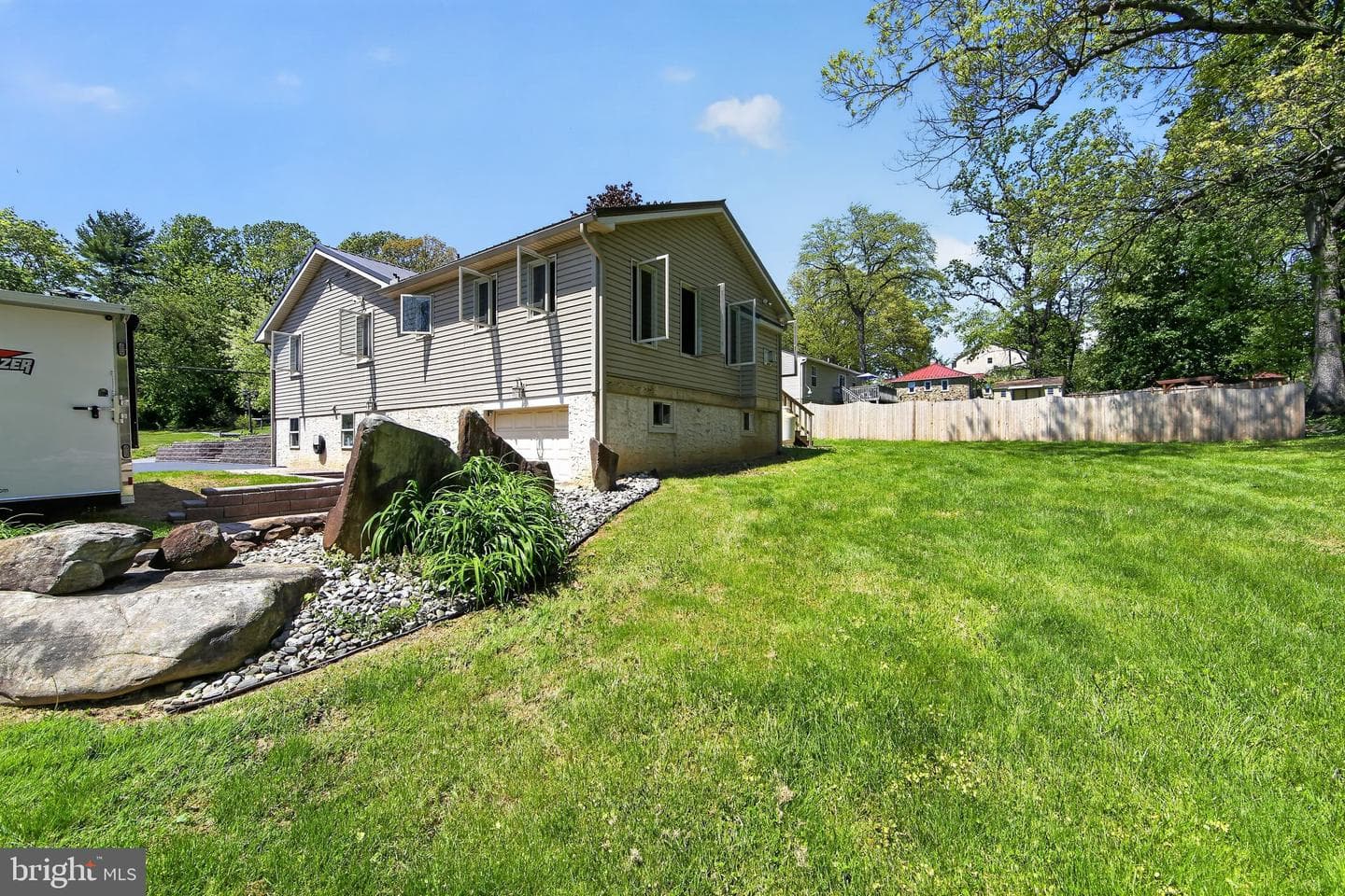 215 N Limestone Road photo 35