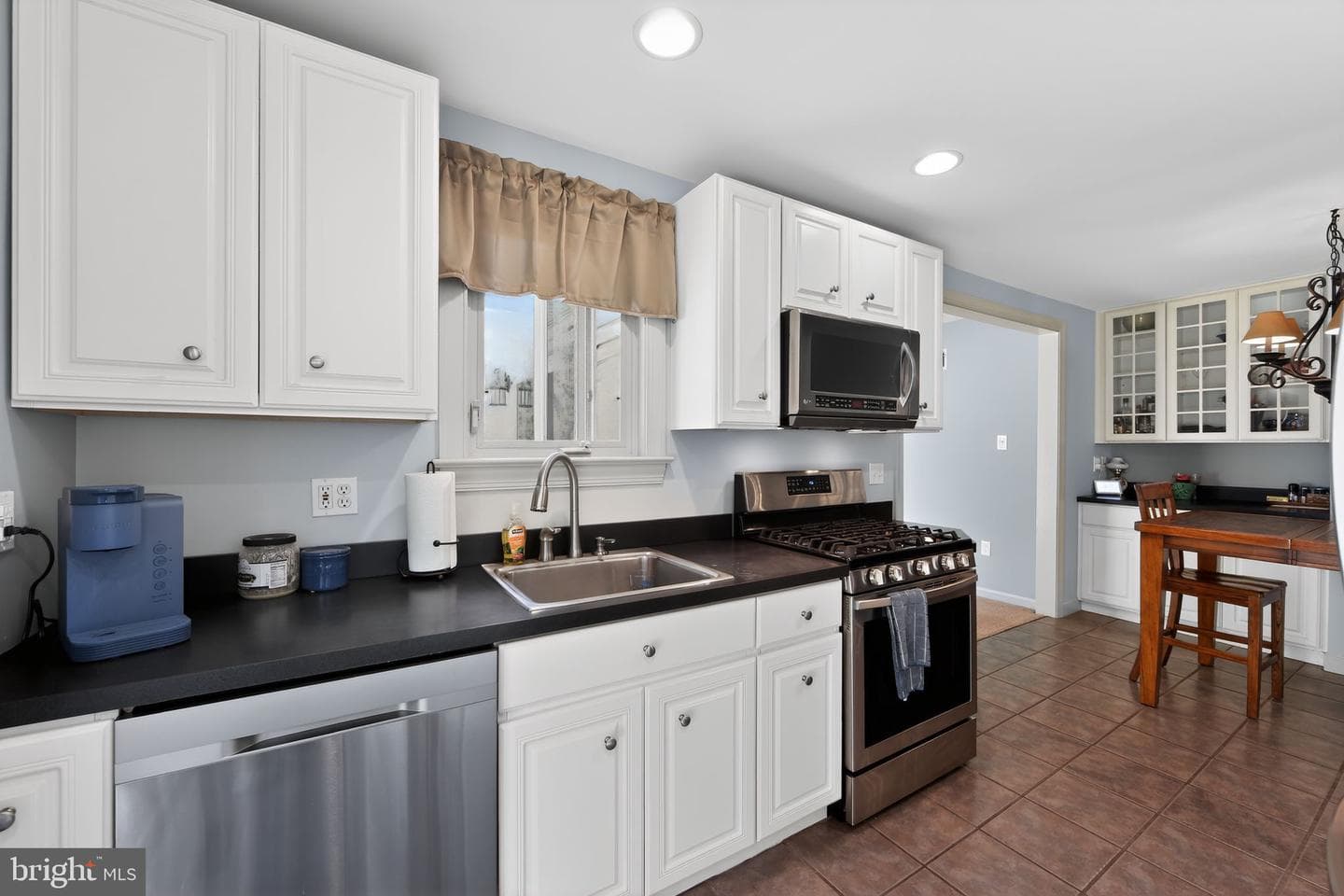 215 N Limestone Road photo 8