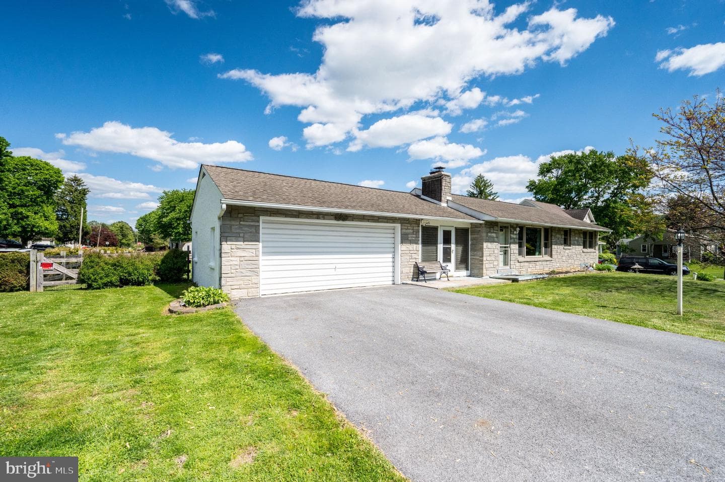 291 Watson Avenue photo 3