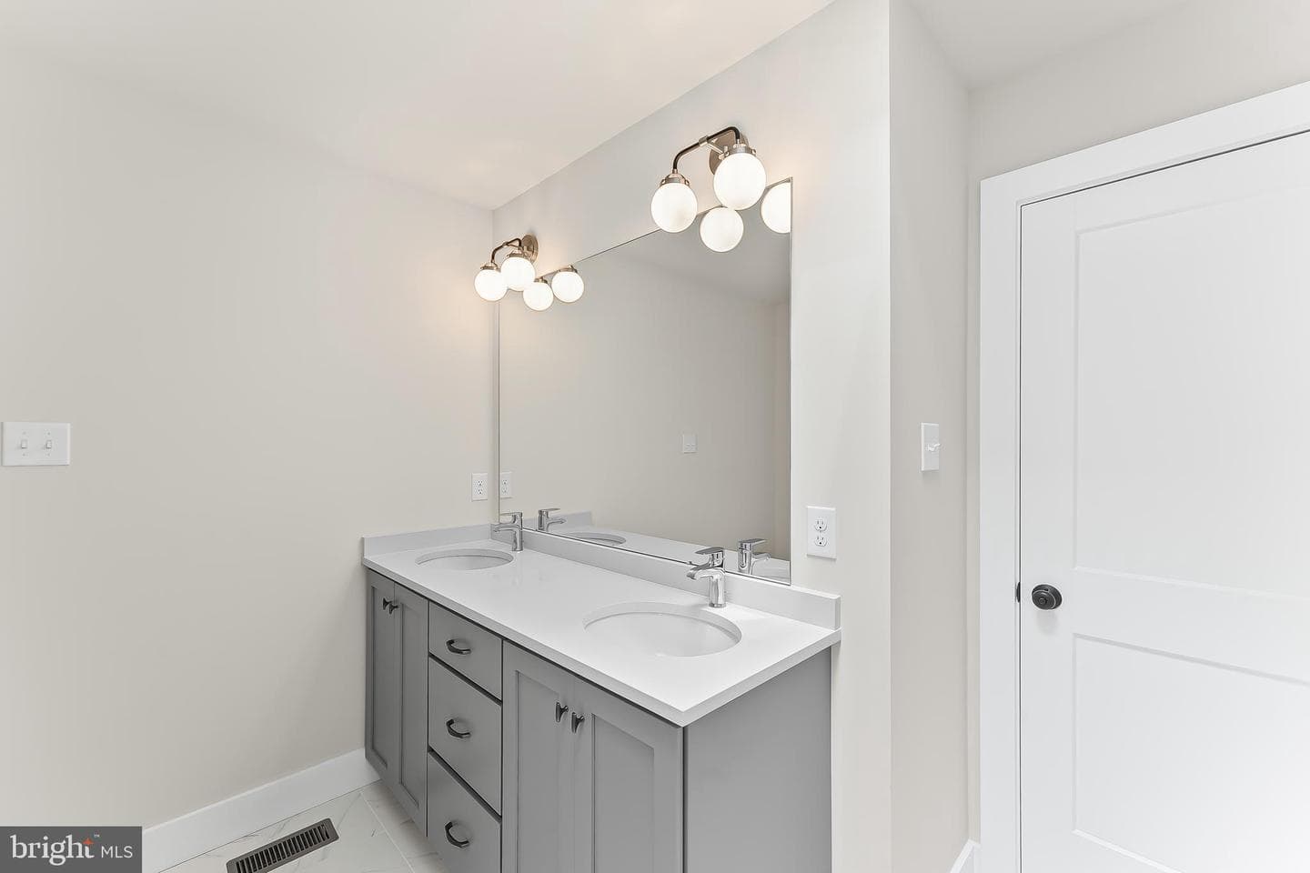 734 S Matlack Street photo 26