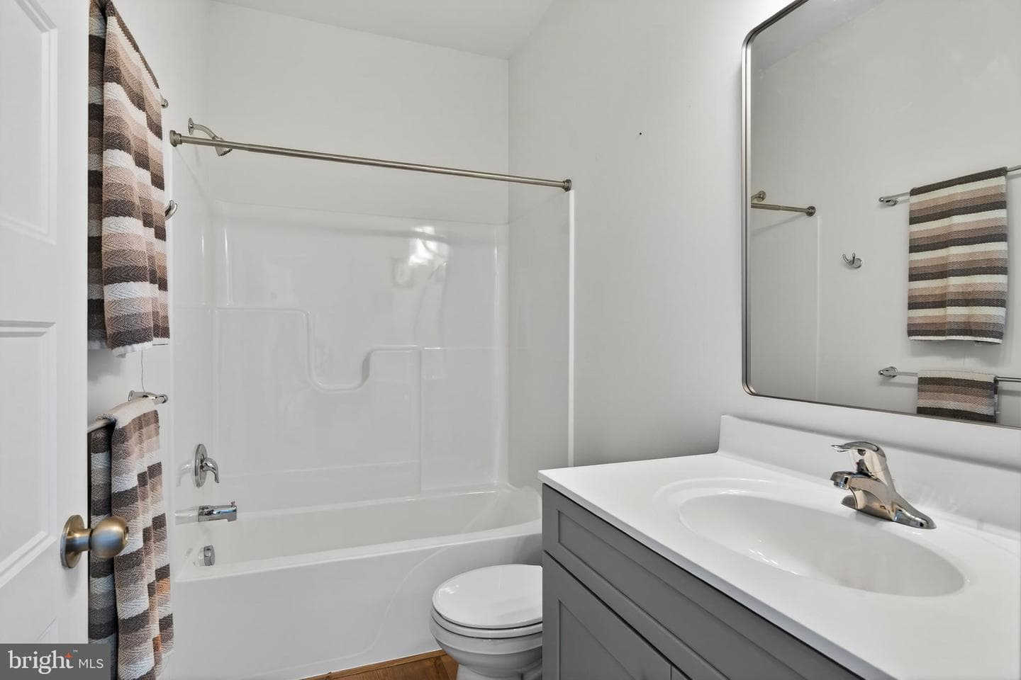 925 Marina Court photo 48