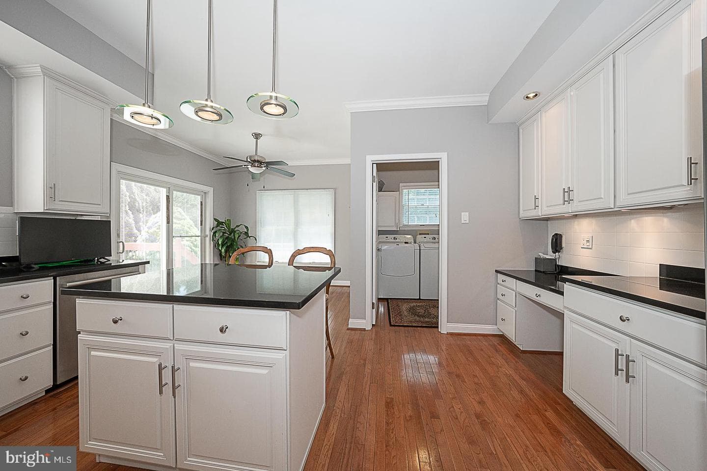 402 Chrislena Lane photo 8