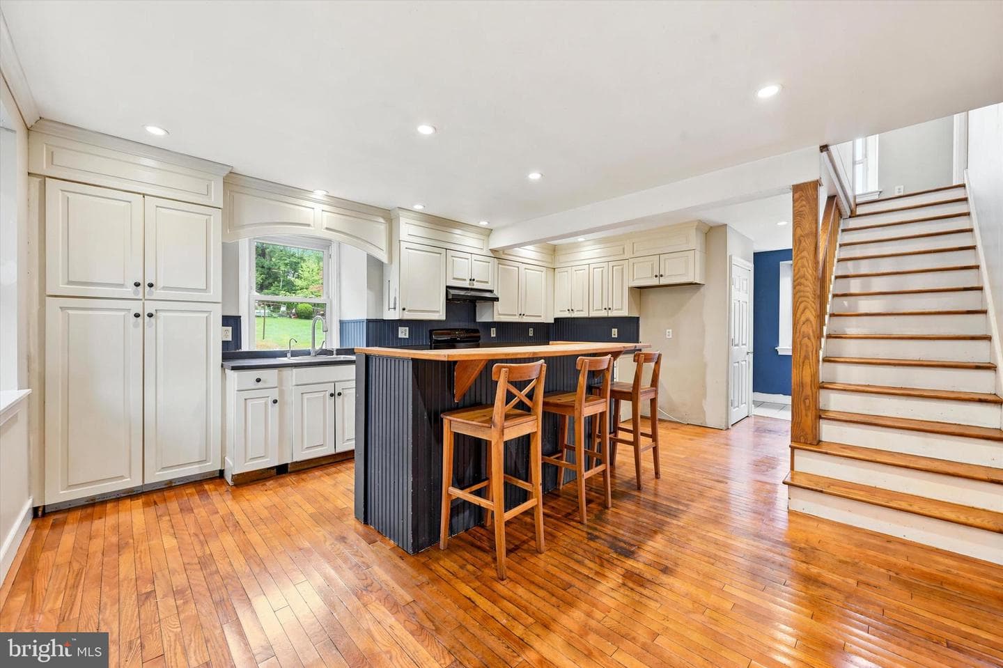 1255 Valley Road photo 10