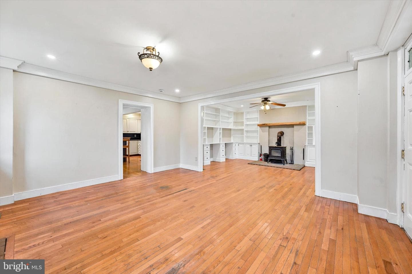 1255 Valley Road photo 7