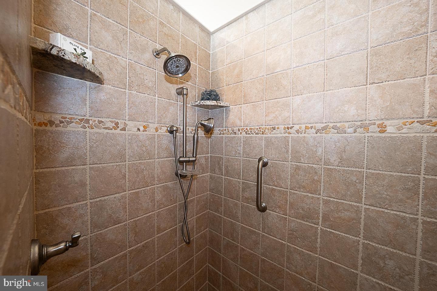 30 Spring Hill Lane photo 38