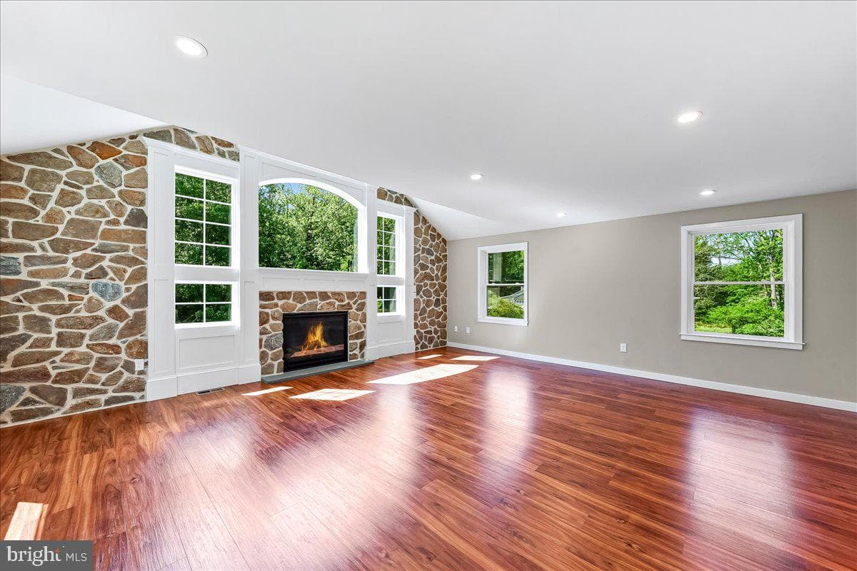 1861 Lenape Road photo 10
