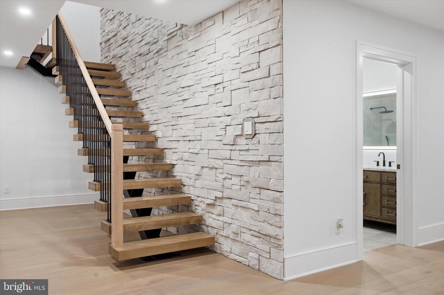 18 Beatty Lane photo 44