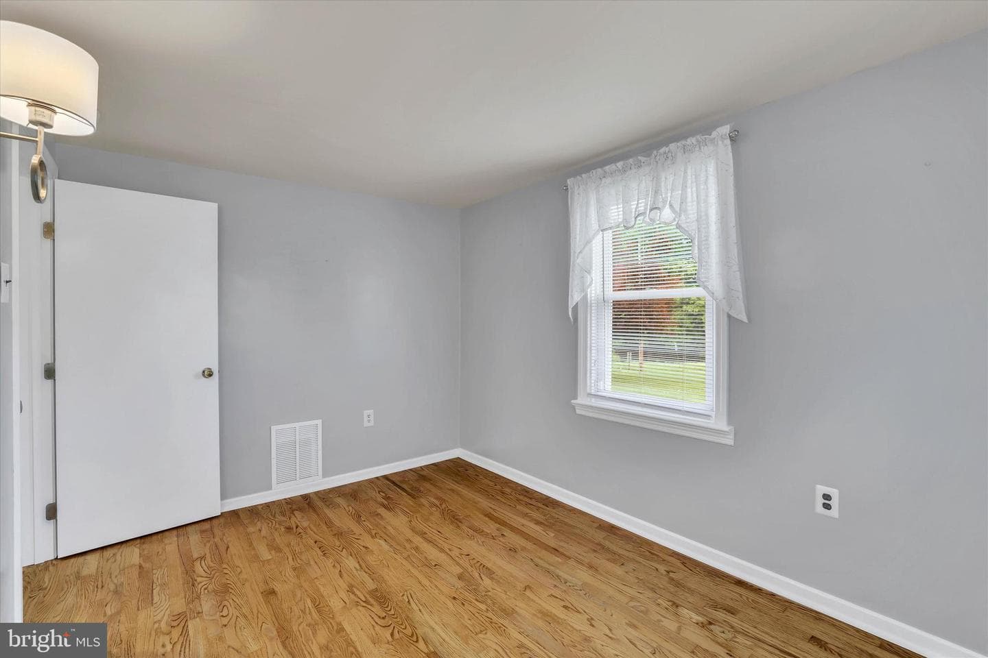 1014 N Bailey Rd photo 20