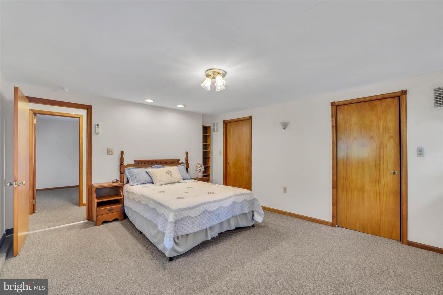 1014 N Bailey Rd photo 23
